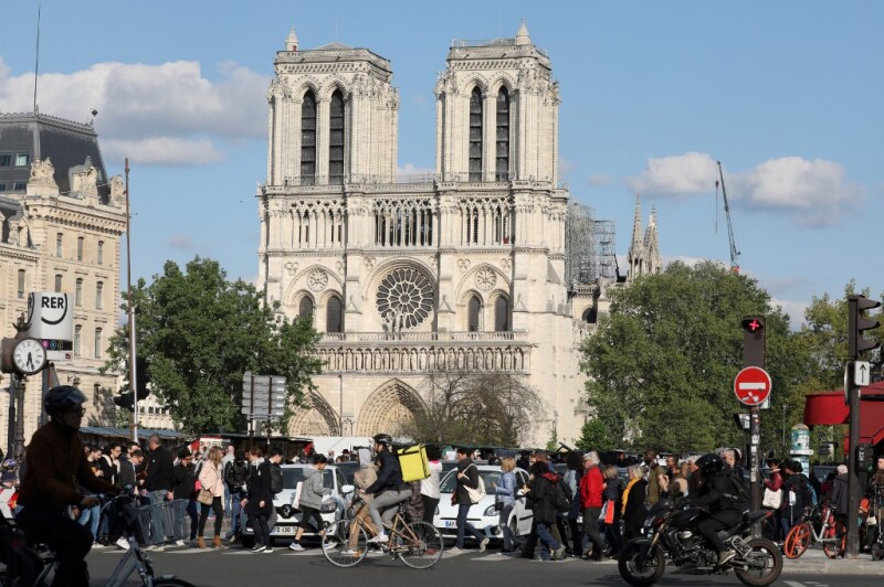 Notre Dame - Incendio - Francia - París