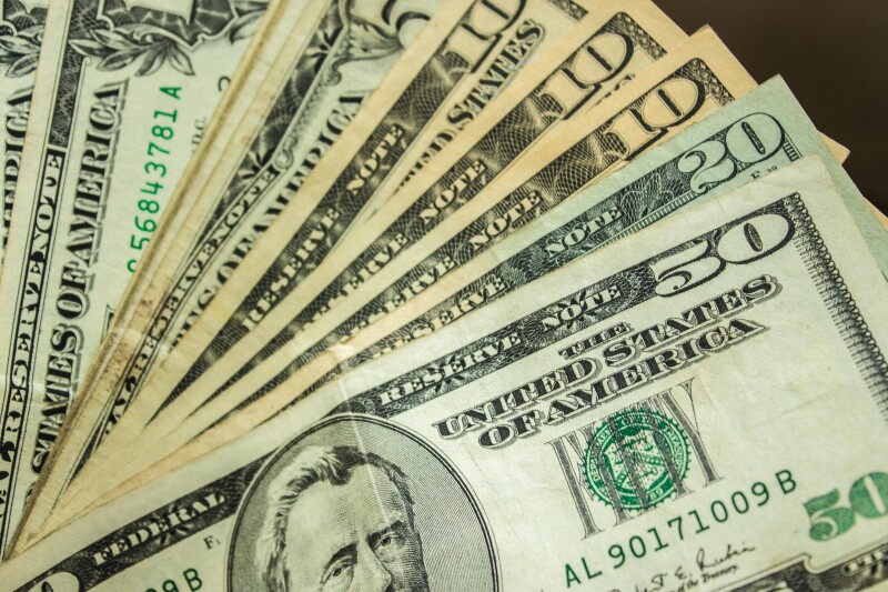 Dolar caro
