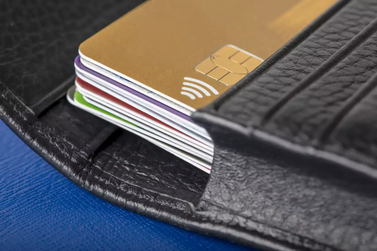 carteras-con-proteccion-rfid-asi-te-pueden-salvar-de-los-delincuentes