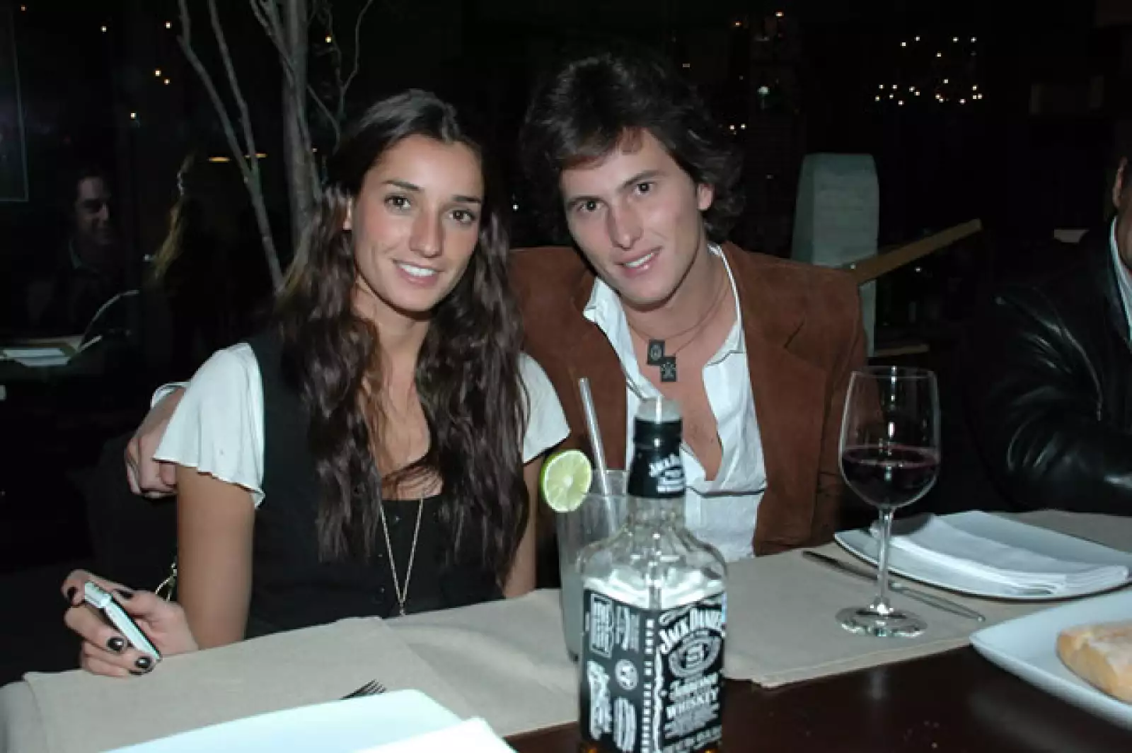 El Cejón festeja a su novia