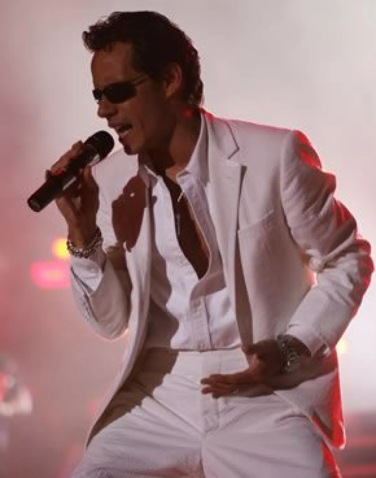 El cantante cobró medio millón de dólares por su presentación.