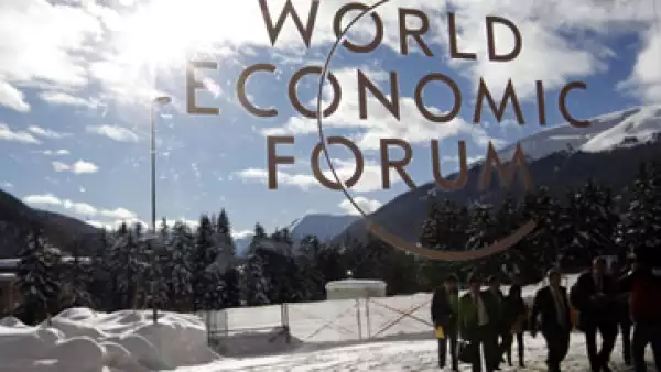 El foro concluyó con el temor en los medios financieros y políticos de que la crisis de deuda europea contagie al resto del mundo. (Foto: Reuters)