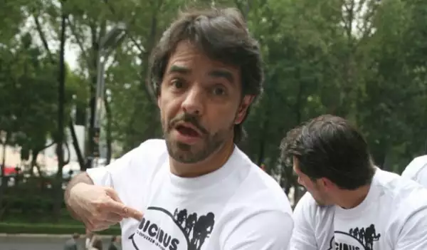 Eugenio Derbez trató de hacerse el chistoso, pero no le salió tan bien.