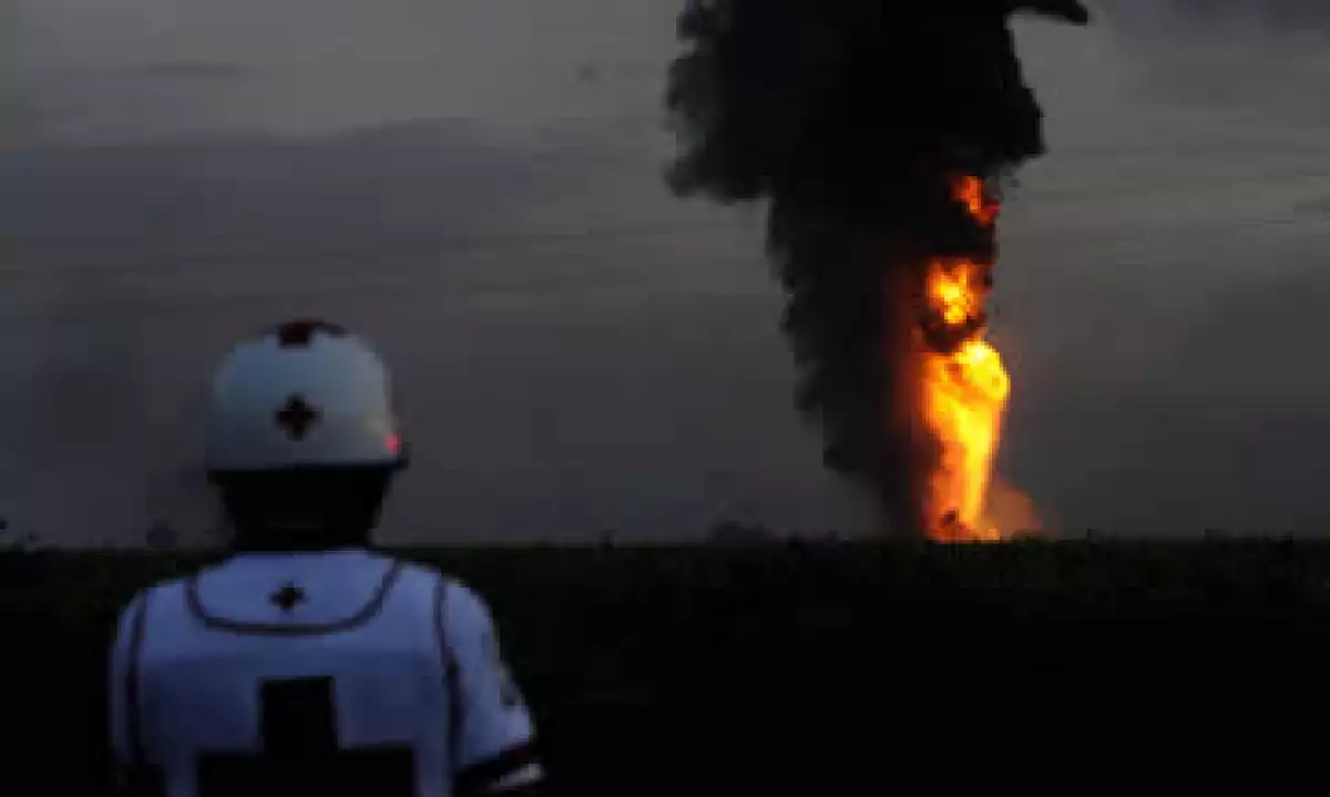 El robo de combustible es actividad que continuamente perjudica a Pemex. (Foto: Cuartoscuro)