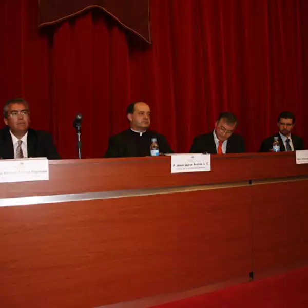 Medalla Anáhuac  a José Antonio Alonso