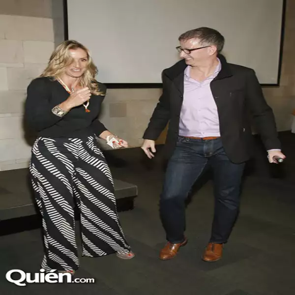 Claudia Gómez, Carlos Salazar