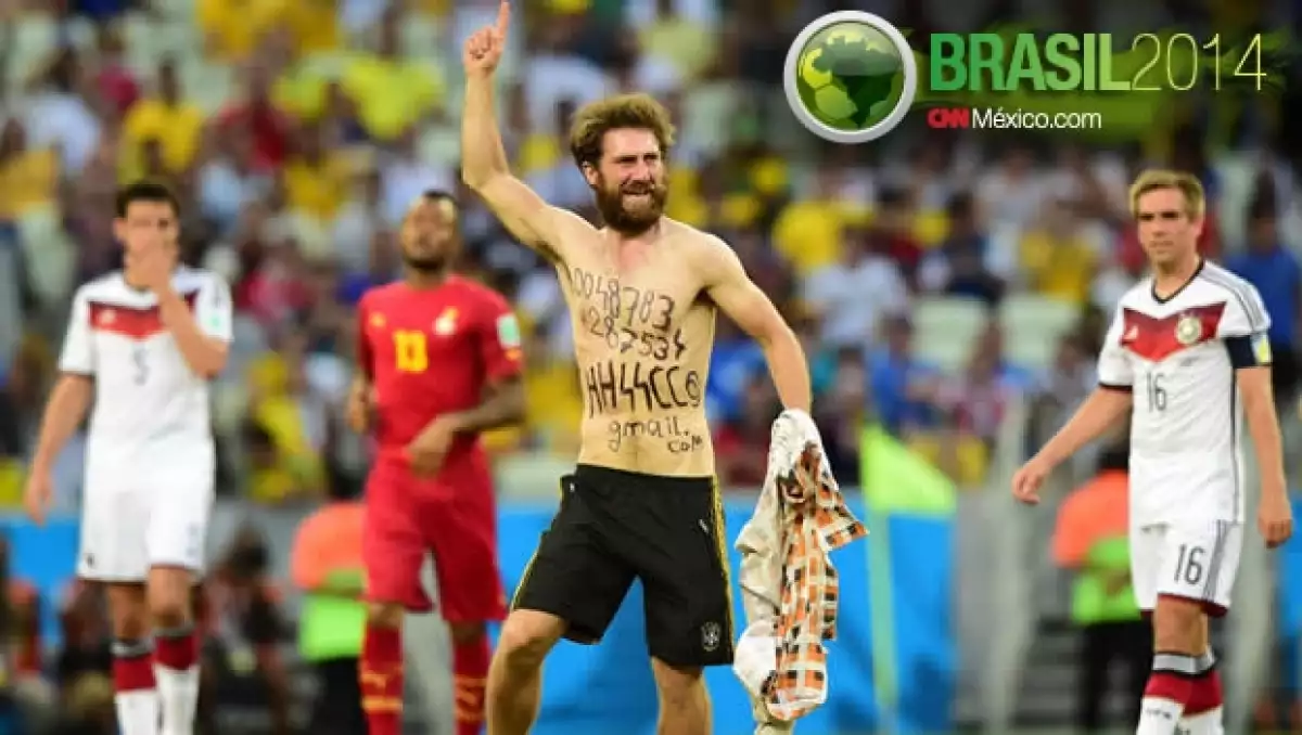 El supuesto aficionado alemán que ingresó al campo del Estadio Castelao de Fortaleza el sábado durante al Alemania contra Ghana