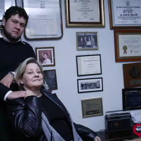 Victoria Horn Bingham, Francisco Adolfo Aranda Horn