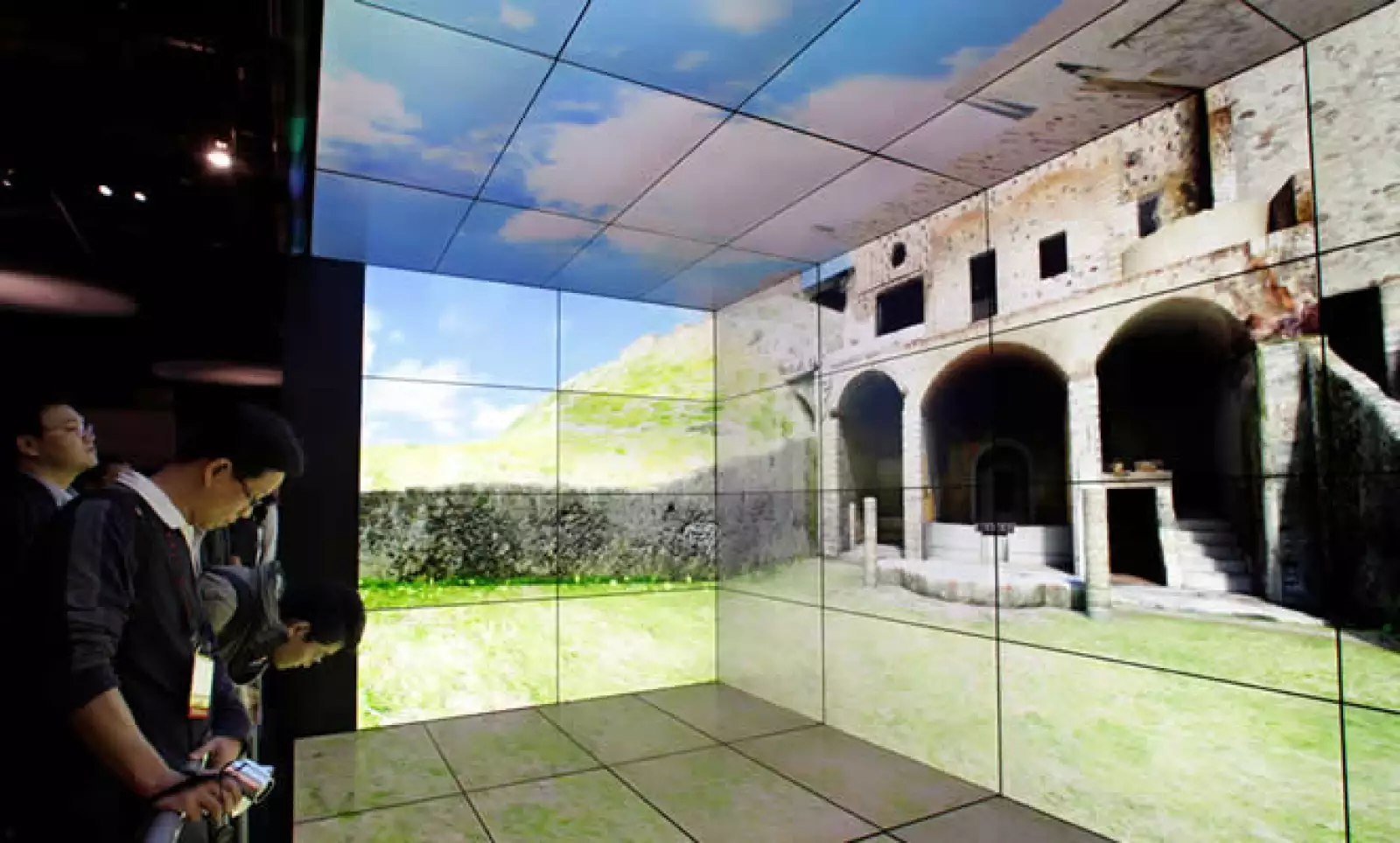 Sharp acondicionó un cuarto 3D.