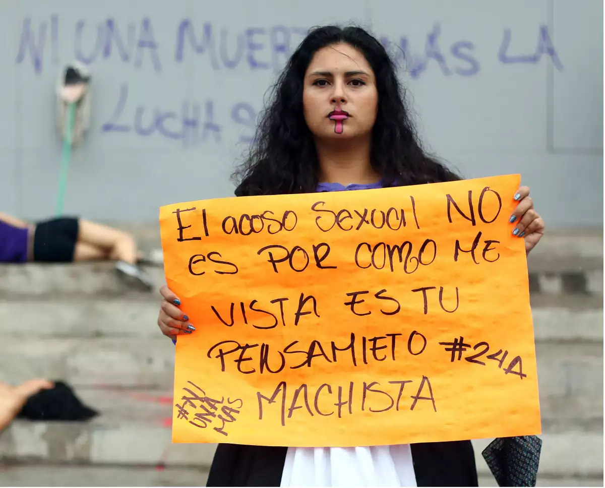 Miles de mujeres marcharon en varias ciudades de México contra agresiones sexuales.