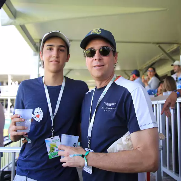 Alejandro y Sebastian García Rulfo 