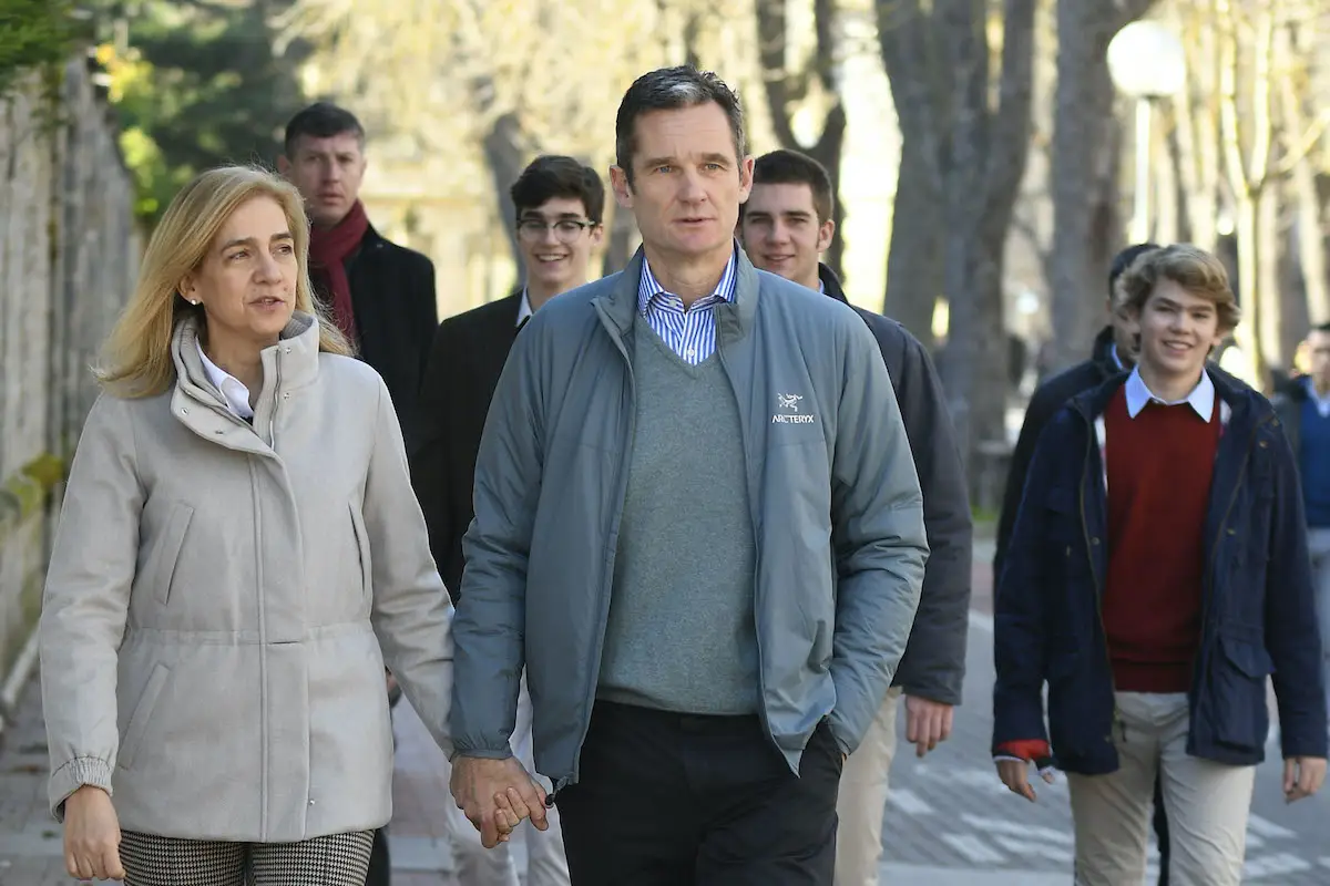 'Celebrity Sighting In Vitoria - December 25, 2019