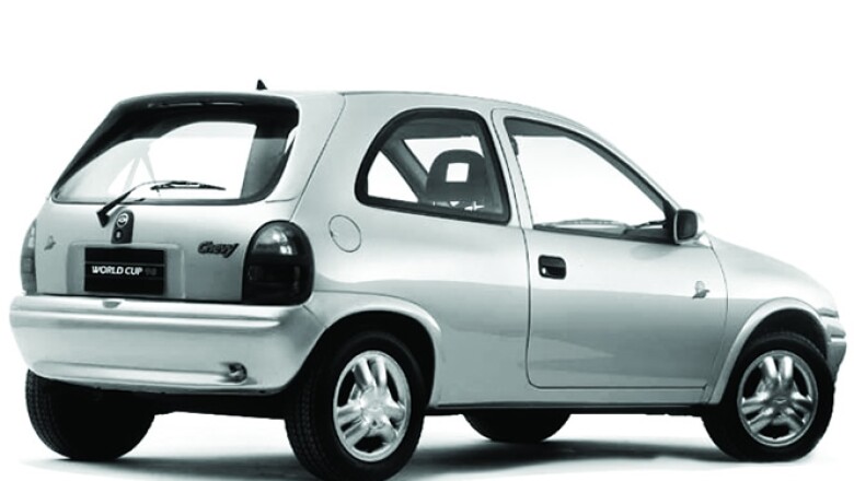 En 1998 se lanzó la versión conmemorativa del Mundial de Francia; en aquella época también se introdujo Chevy Station Wagon, dirigido hacia las familias pequeñas.