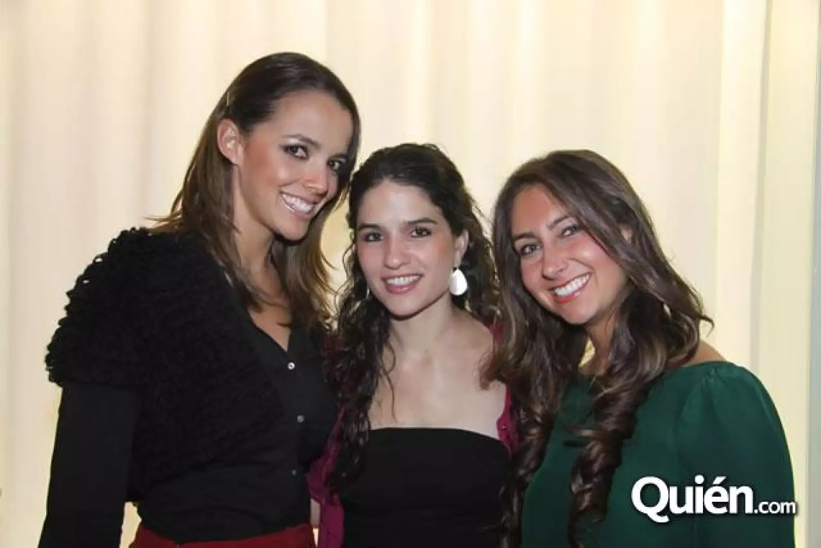 Inauguración restaurante POUI