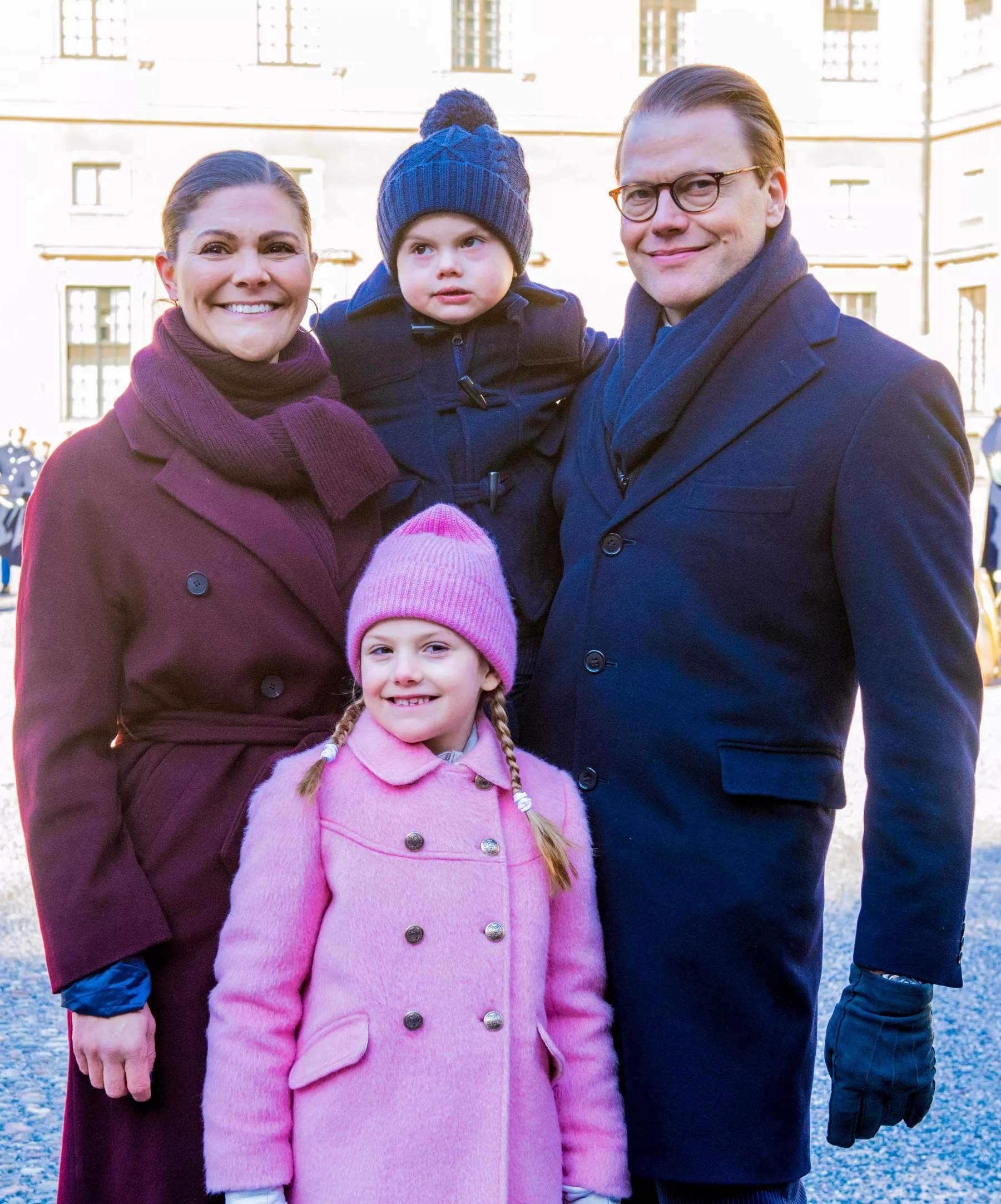 Princesa Victoria, príncipe Óscar, príncipe Daniel y la princesa Estelle