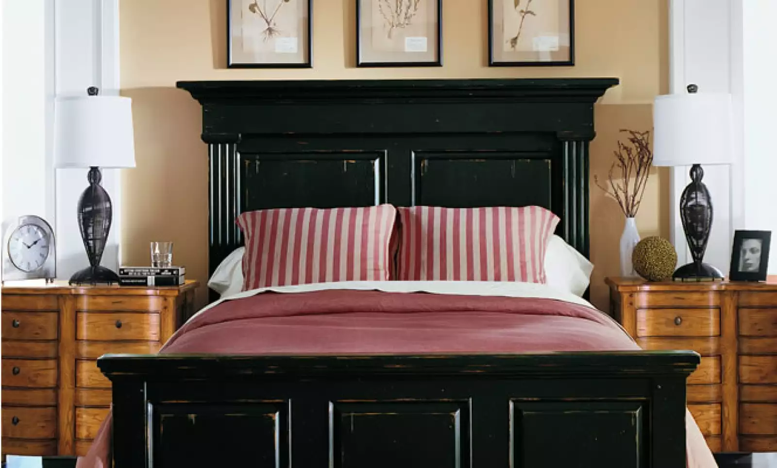 Existen dos tipos de balance: el simétrico ofrece apariencias formales y juega con los objetos pares.