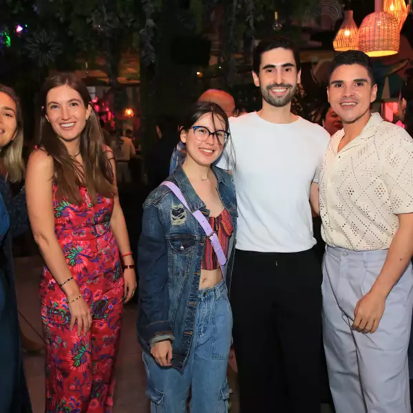 Analia Capurro, Tatiana Villarreal , Alejandra Villarreal , Jos