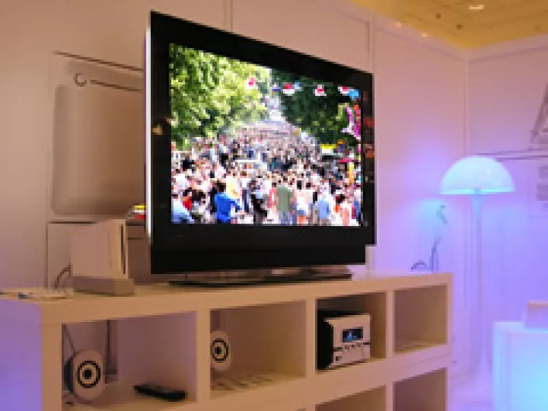 Las televisoras mexicanas, Televisa y TV Azteca, se convierten en empresas de telecomunicaciones para así obtener más ingresos y abarcar otros mercados. (Foto: Archivo)