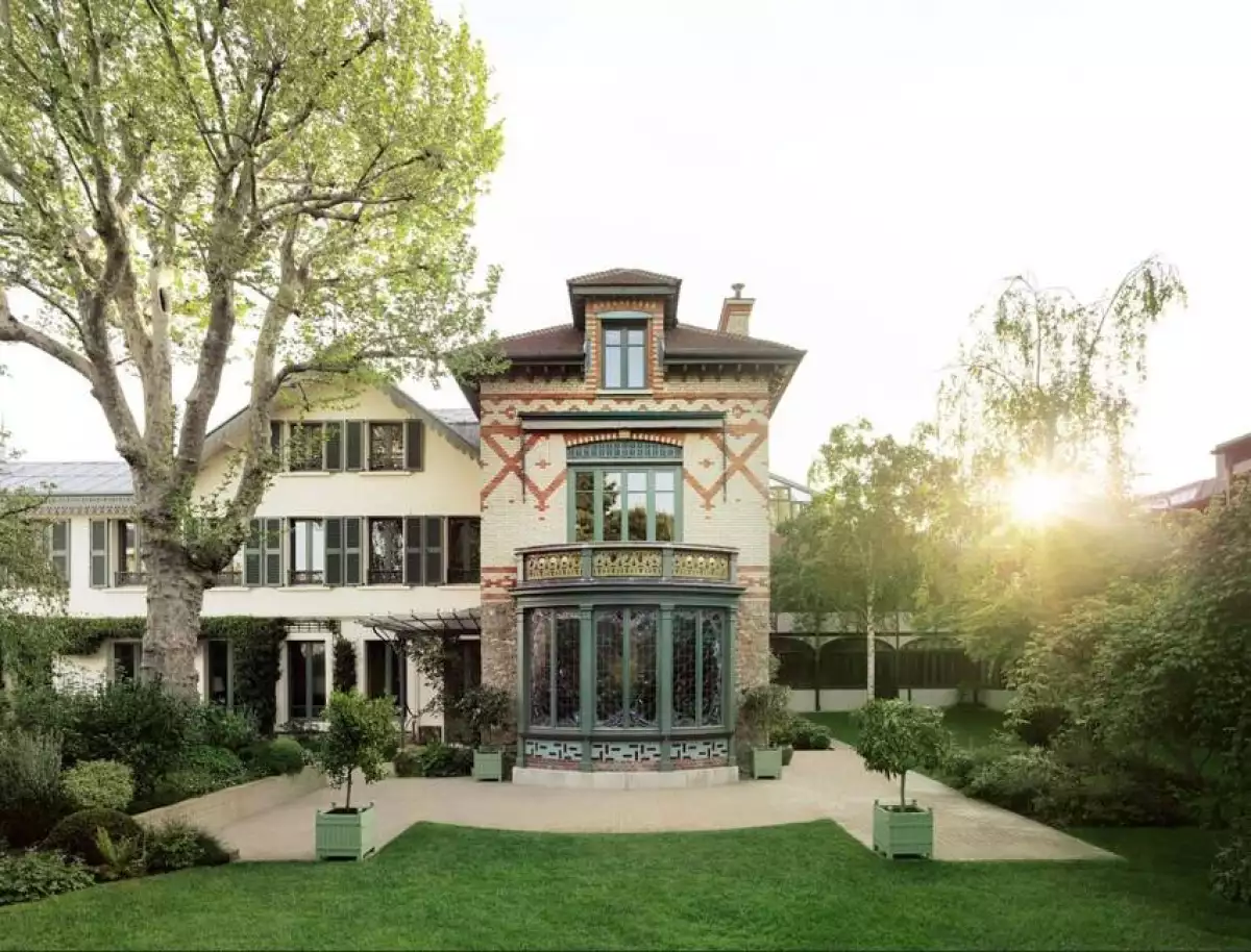 Casa familiar y talleres de Louis Vuitton en Asnières, París.