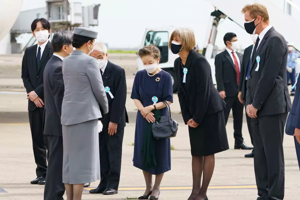 Los emperadores Naruhito y Masako