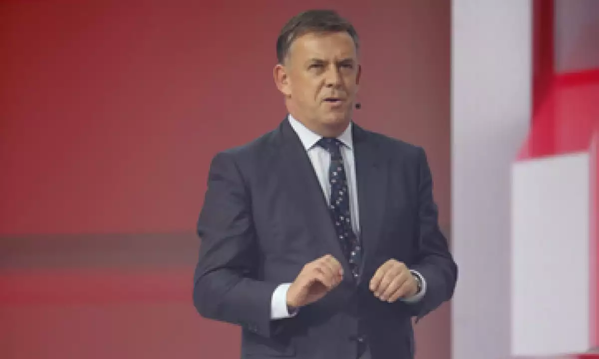 James Muir (foto), quien asumió el cargo en 2009, será sustituido por el jefe de marketing de Volkswagen, Juergen Stackmann. (Foto: AP)