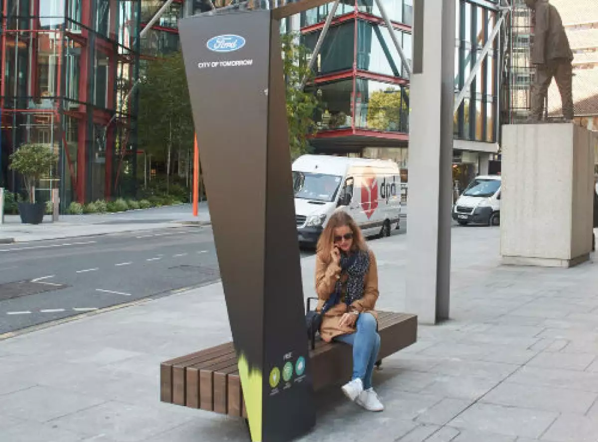 mobiliario urbano inteligente de Ford