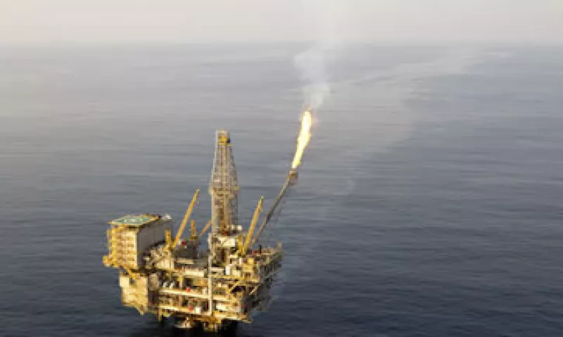 Los países del Golfo Pérsico han dejado claro que están listos para soportar los bajos precios que golpean a sus socios más débiles. (Foto: Getty Images )