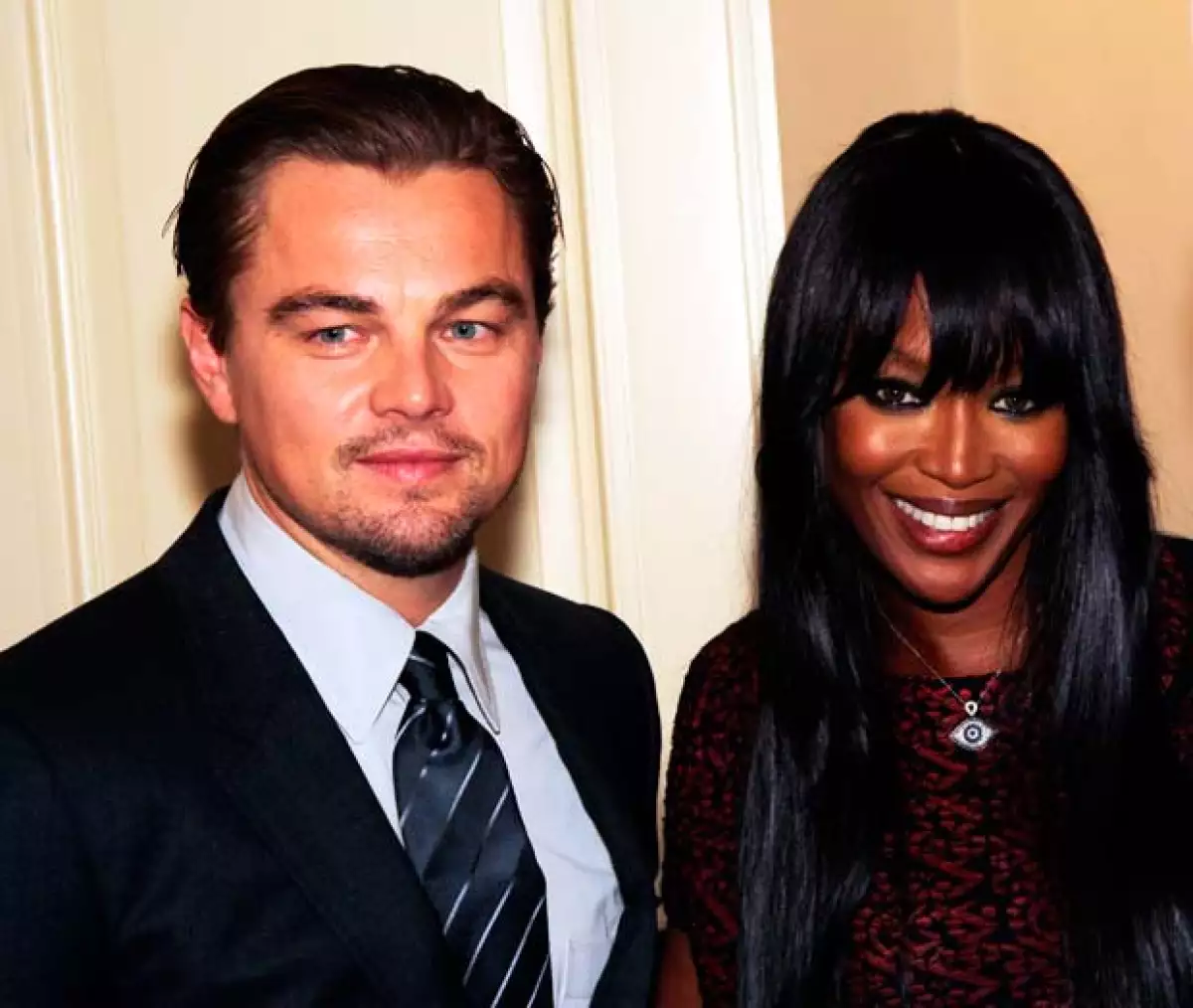 Leo y Naomi mantuvieron una relación justo antes de que él actuara en la famosa película Titanic.