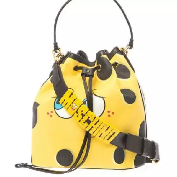 Simplemente porque no nos pudimos resistir a Bob Esponja y Moschino.