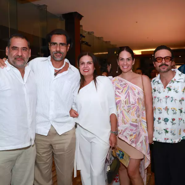 Daniel Maccisse, Luis Miguel Quintana, Vero , Paulina Peña y Jo