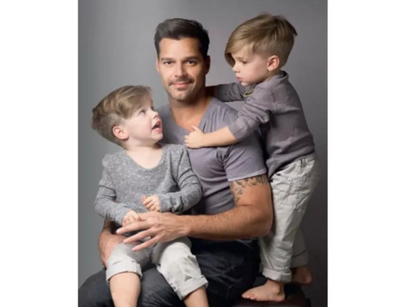 El cantante les demuestra sus mellizos, Valentino y Matteo lo mucho que los ama y cómo cambiaron su vida desde su llegada, hace seis años, a través de una carta para TIME.