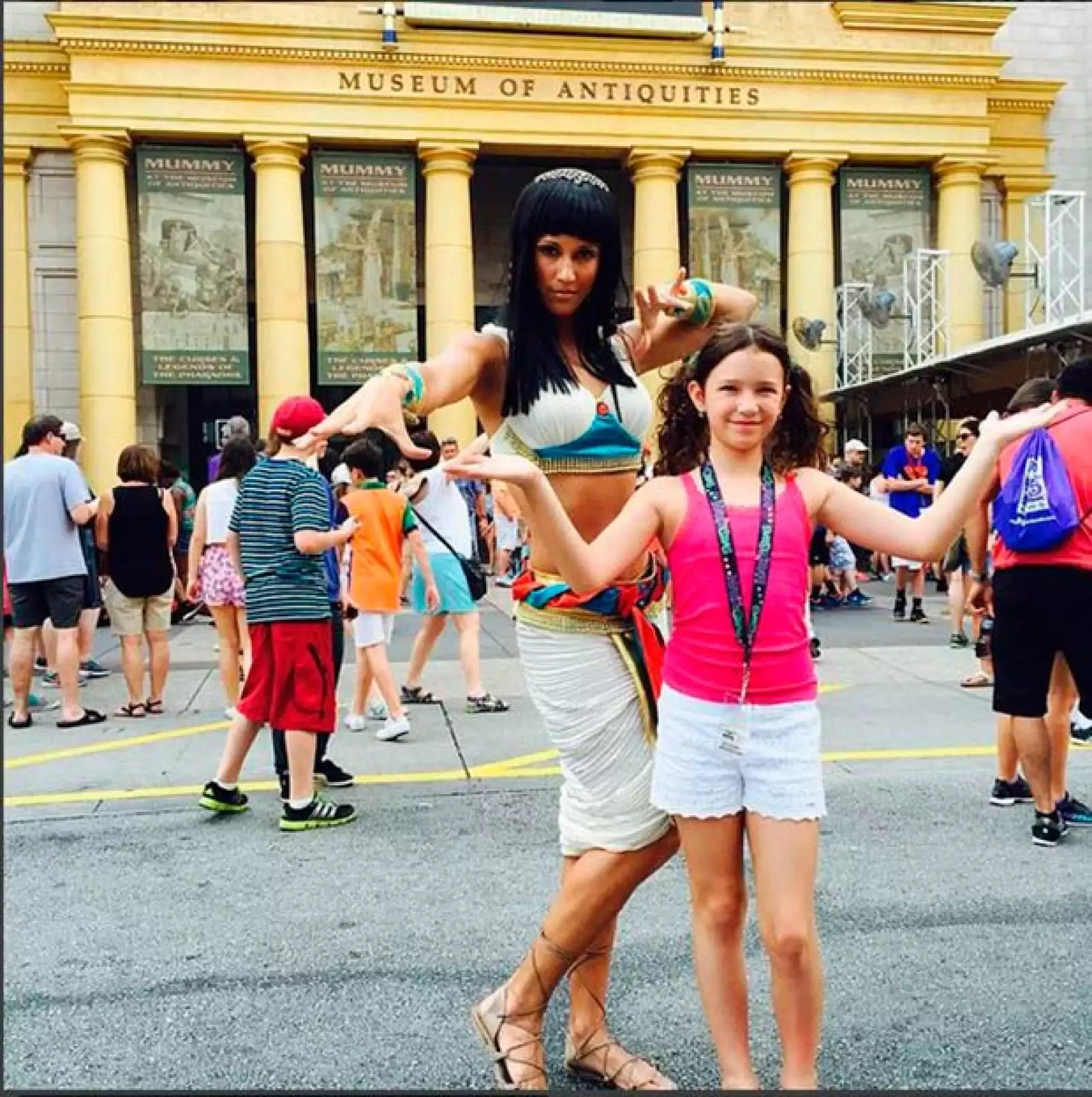 Les encanta viajar y en Instagram documentan sus aventuras.