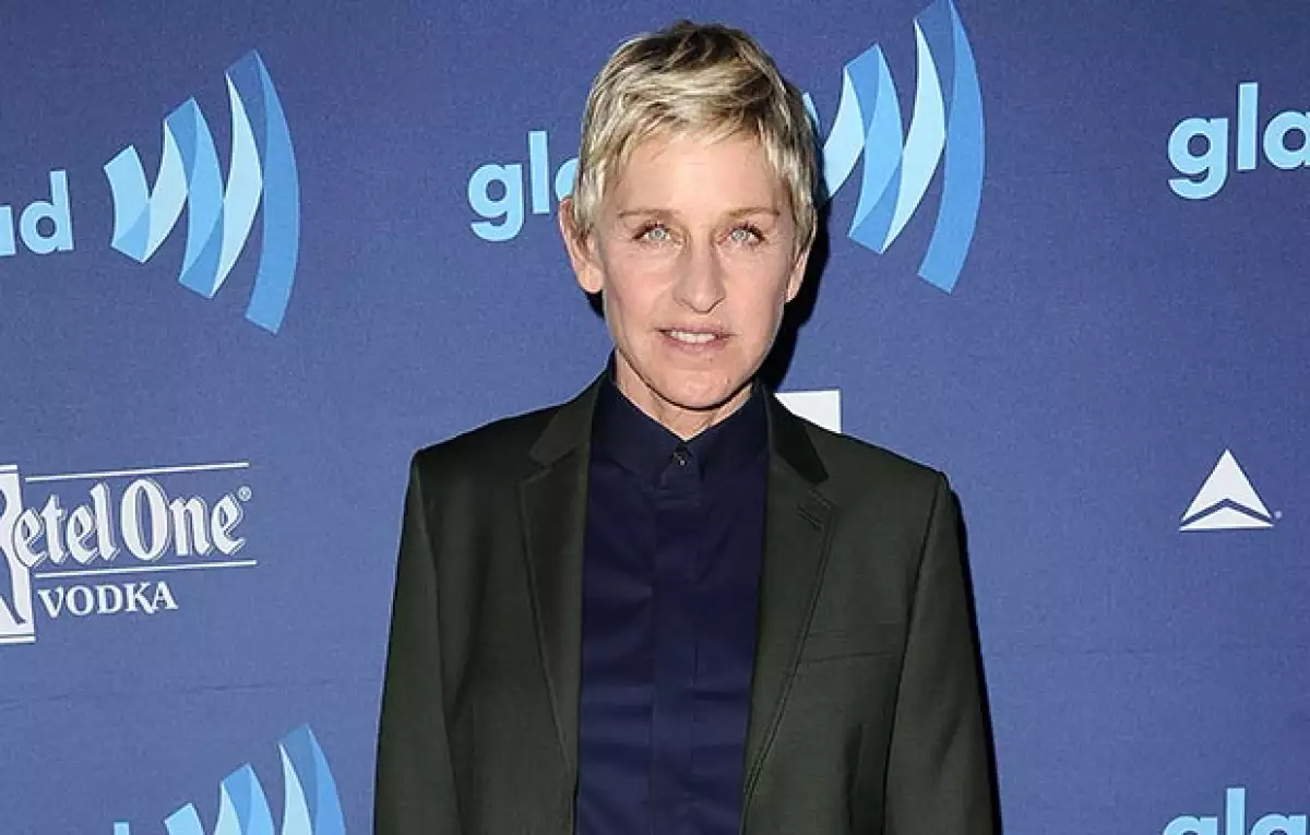La presentadora ha perdido el primer puesto de la lista anual de los 50 Más Poderosos de la revista Out a manos del director ejecutivo de Apple, Tim Cook.