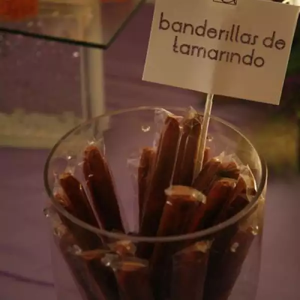 Boda Irene Chaparro y Alberto Pereyra mesa de dulces