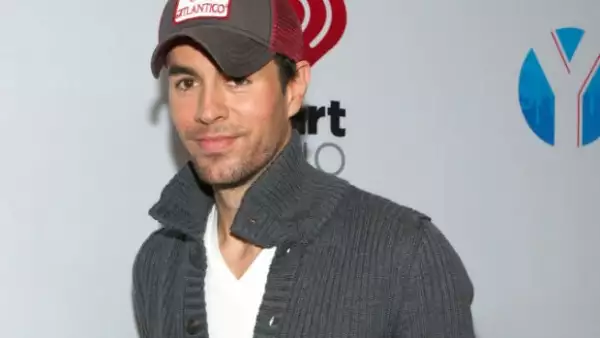 Enrique Iglesias grabó recientemente un dueto con la cantante australiana Kylie Minogue.