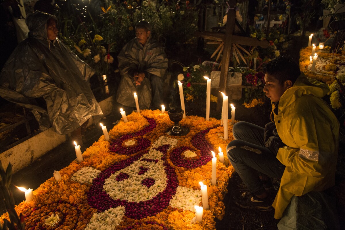 Un Día de Muertos distinto en México por la pandemia