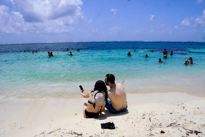 No más privatización: diputados aprueban el libre acceso a playas en México 