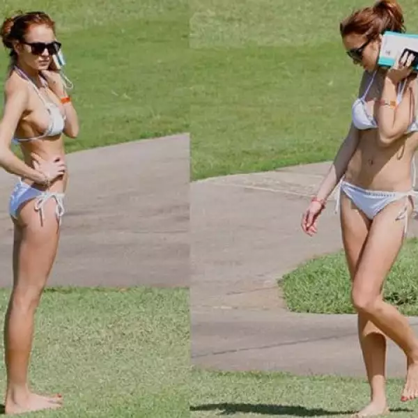 Después de cortar con la DJ Sam Ronson bajó una vez más de peso, como se puede ver en este mini bikini que llevó a las playas de Hawai.