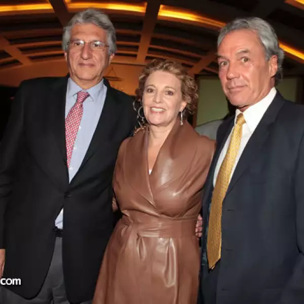 José Antonio Rodríguez,Rocío Rodríguez,Billy Rovzar