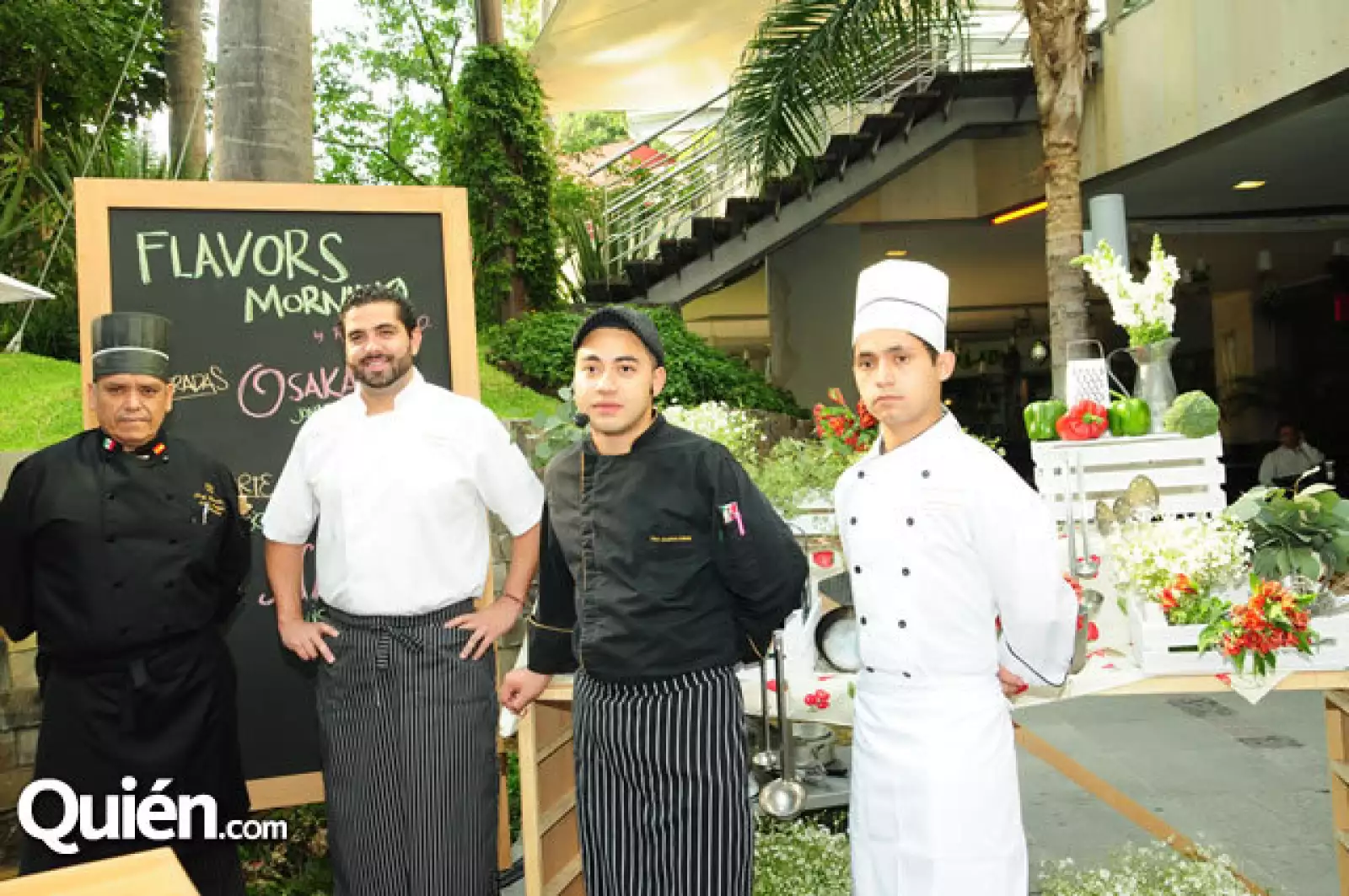Luis Felipe Morales, chef ejecutivo del NH; Álvaro Gamboa, chef del Olio Bistro; Jonathan Galindo, chef del Osaka y Jonathan Gómez, chef de repostería del NH