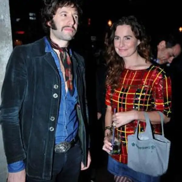 Adanovsky y Valeria Miranda
