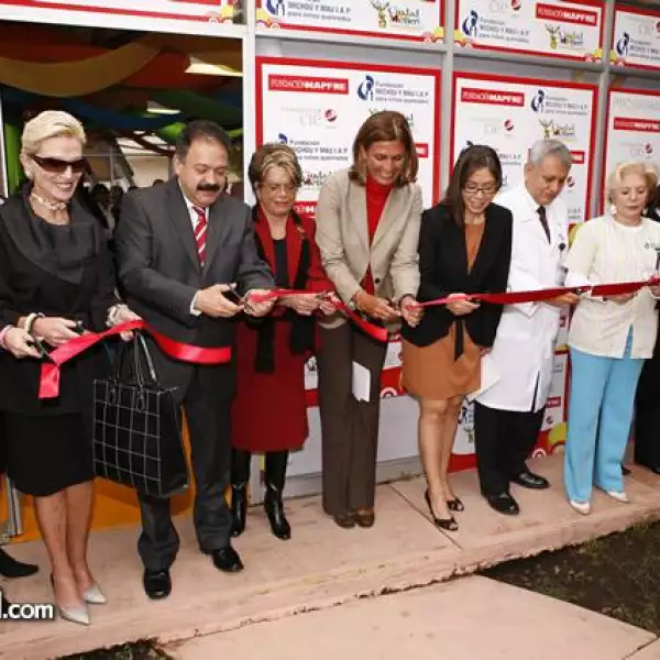 Ricardo Camacho,Pilar Muñoz,Raquel Bessudo,Armando Ahued,Virginia Sendel,Guillermina Pilgram,Itzel Contreras,antonio Albarrán,María Antonieta de Oteyza