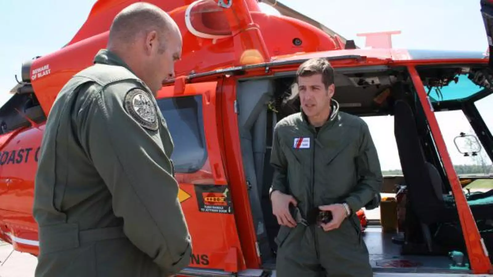 Las autoridades utilizaron tambiÃ©n helicÃ³pteros para frenar el derrame