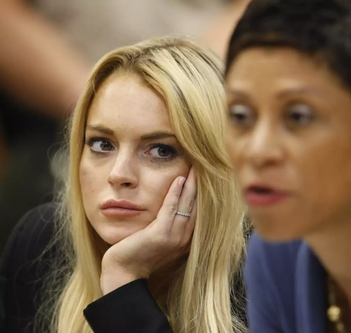 Lindsay Lohan y su abogada el día de la sentencia.