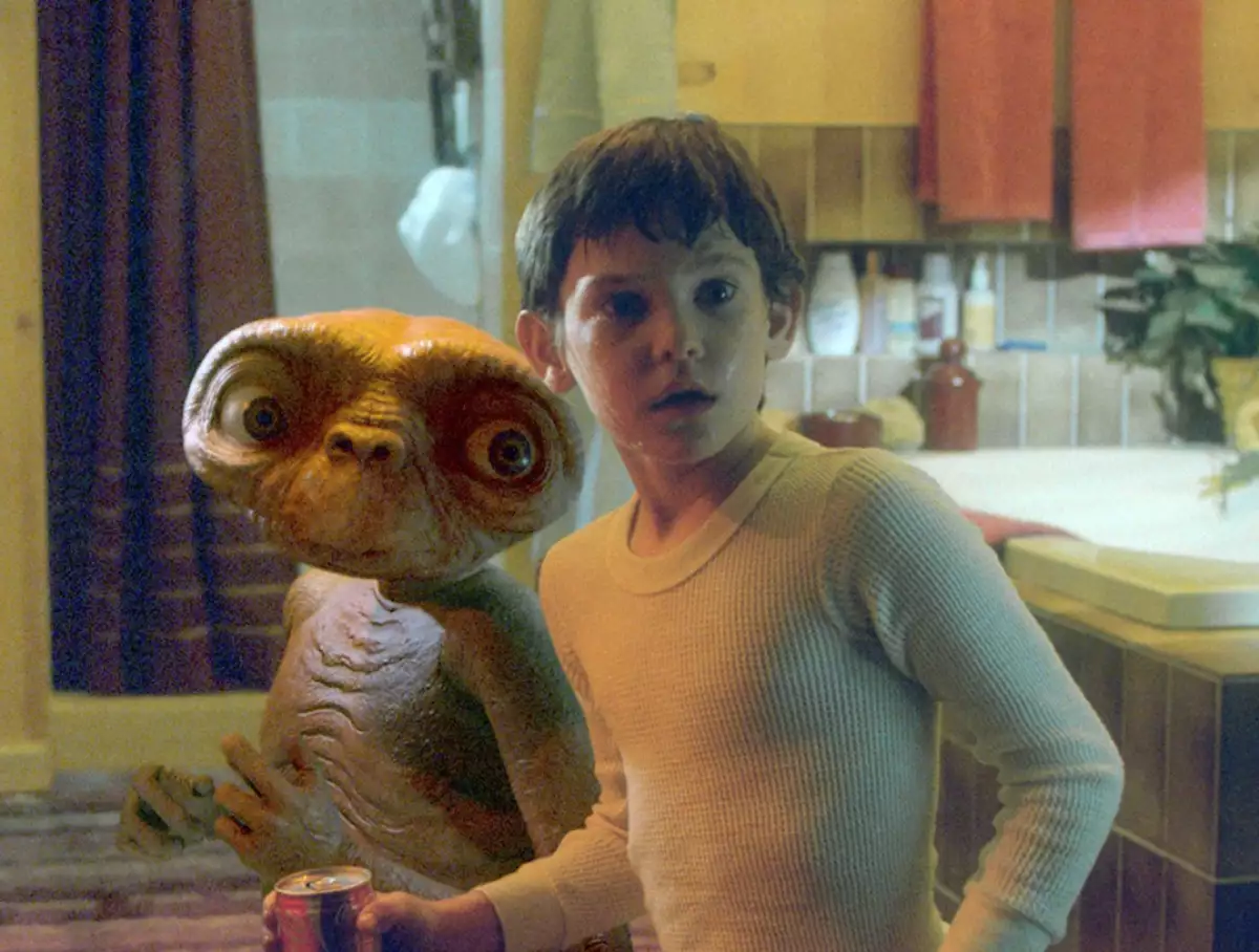 Así regresó a la pantalla chica "Elliot"