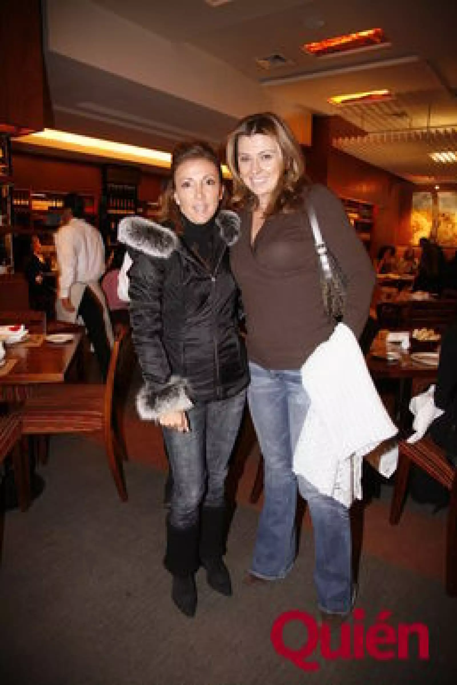 Paloma Carrera, Claudia Azpe