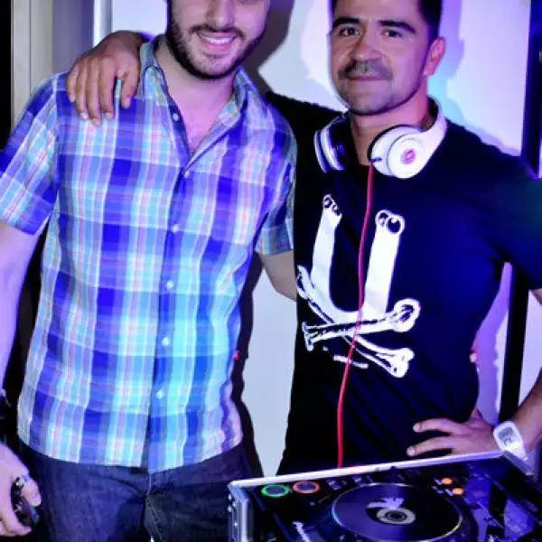 Joe Salinas y DJ Monsieu Gión