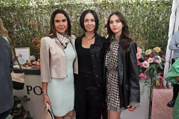 Porcelanosa 31 mujeres (2).jpg