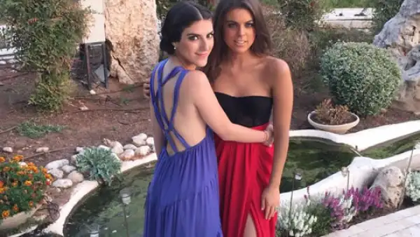 ¿El motivo? Una boda en Tel Aviv de unos amigos.