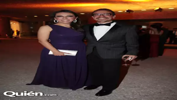 Laura Manzo,Felipe Colsa